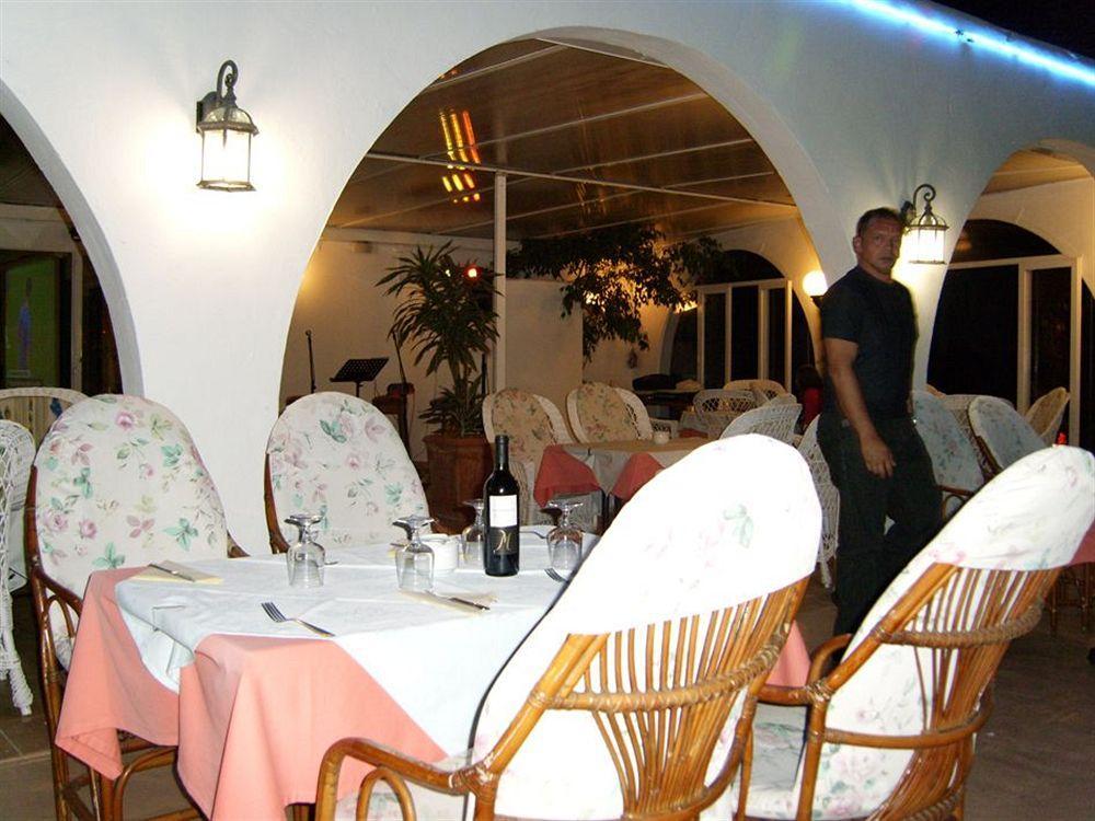 Hostal Talamanca Cala D´Or Exterior foto